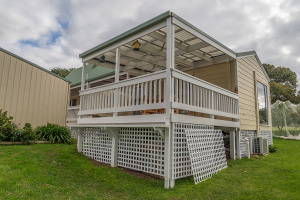 Deck Lattice Repair in Brentwood